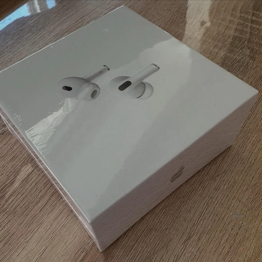 Wireless Earbuds with Charging Case - White